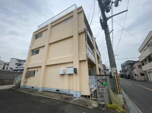 伸和マンションの物件外観写真